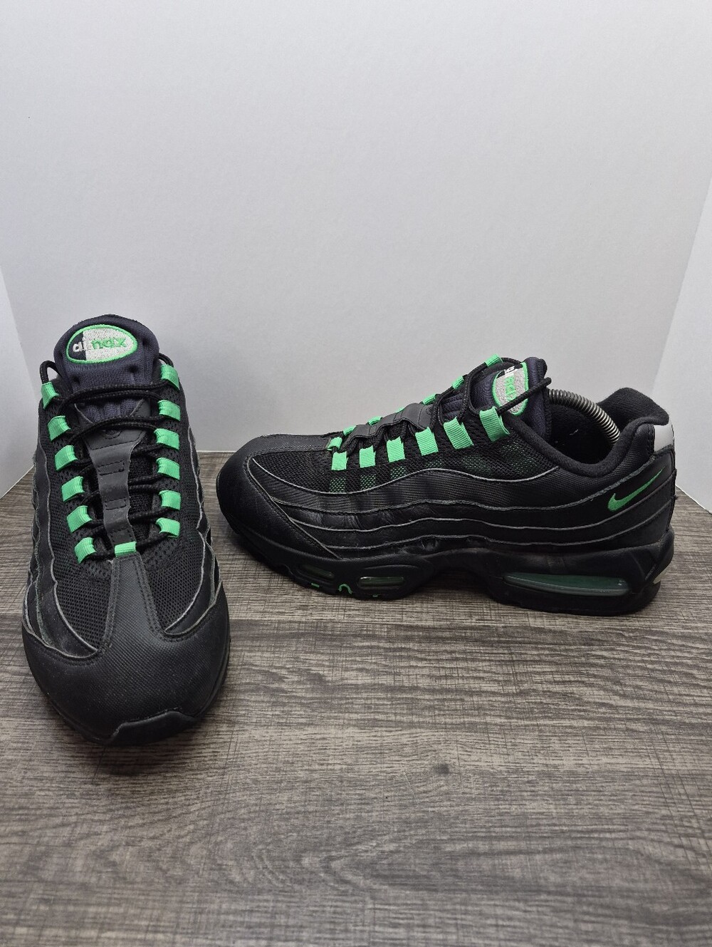 Nike Air Max 95 Black/Green Shock Sneakers Shoes Mens Size 10.5